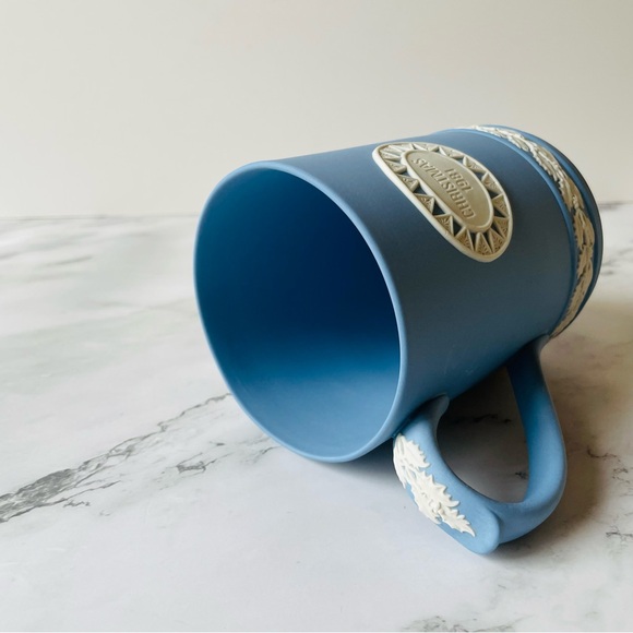 Vintage Wedgwood Jasperware 1981 Christmas Mug Marble Arch Limited Edition - Picture 8 of 11